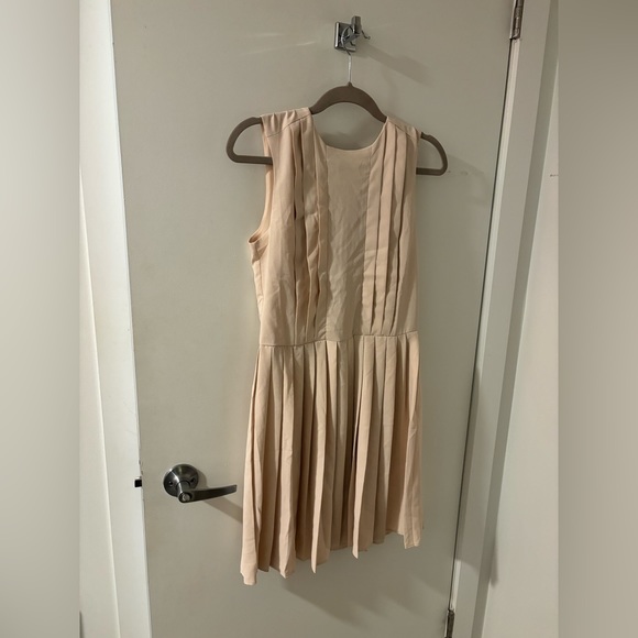 Light pink pleated dress HM (size small) - Picture 1 of 3